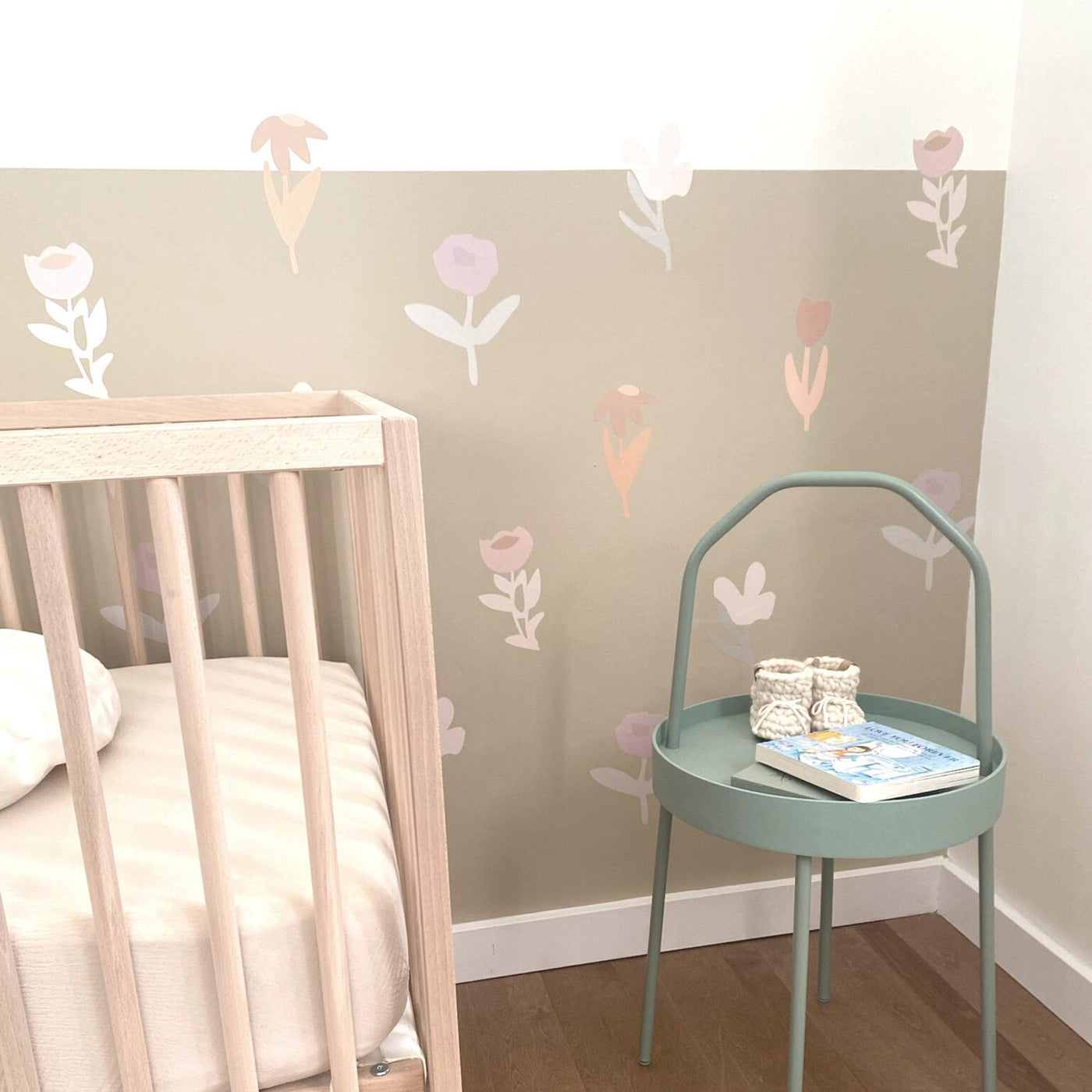 Picture of children's bedroom with garden flower wall decals